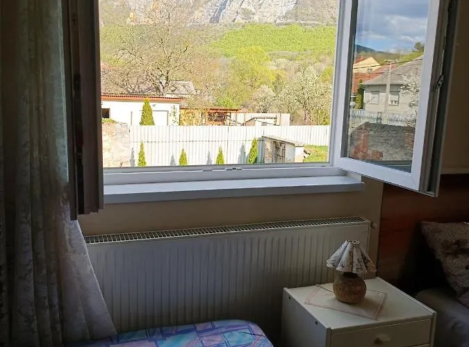 Apatsaguti Vendeghaz بيت ضيافة